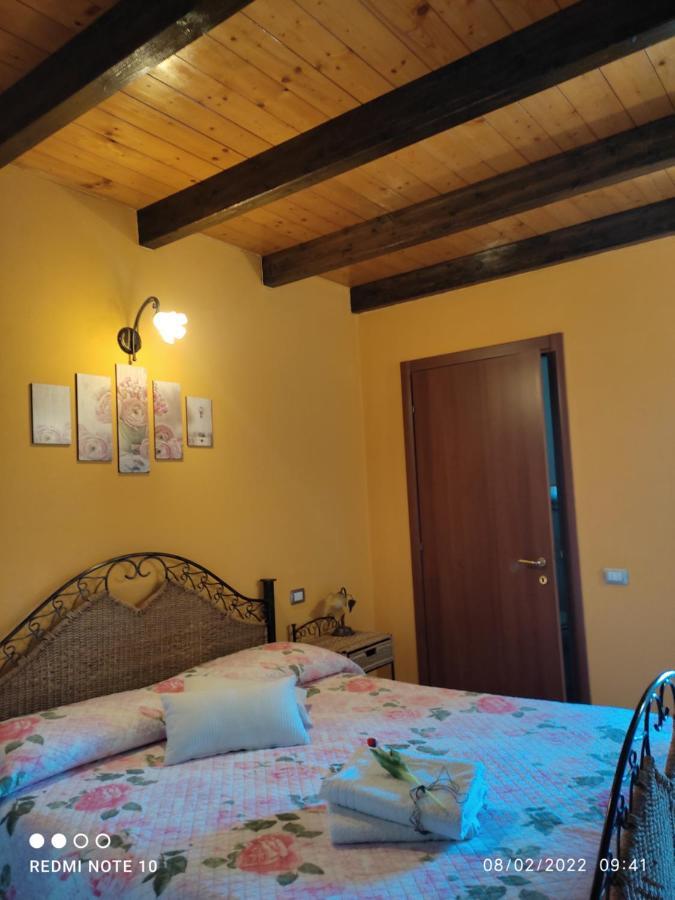 Room & Relax Eleinad Càbras Exterior foto